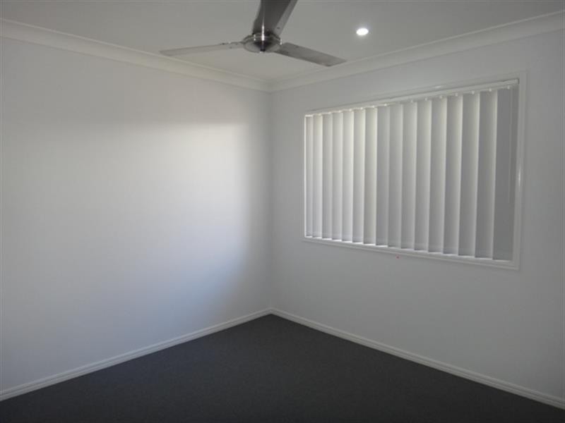 55 Damian Leeding  Way, Upper Coomera QLD 4209