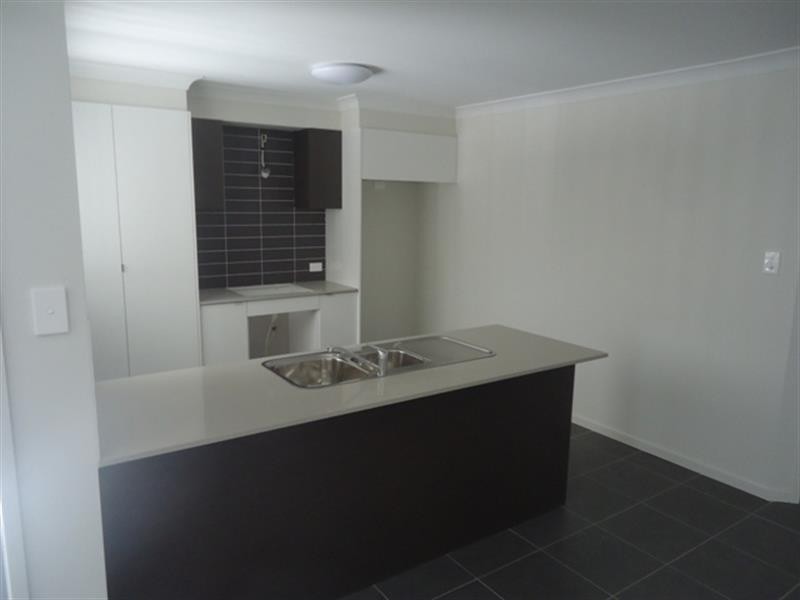 5 Moonlight Lane, Coomera QLD 4209