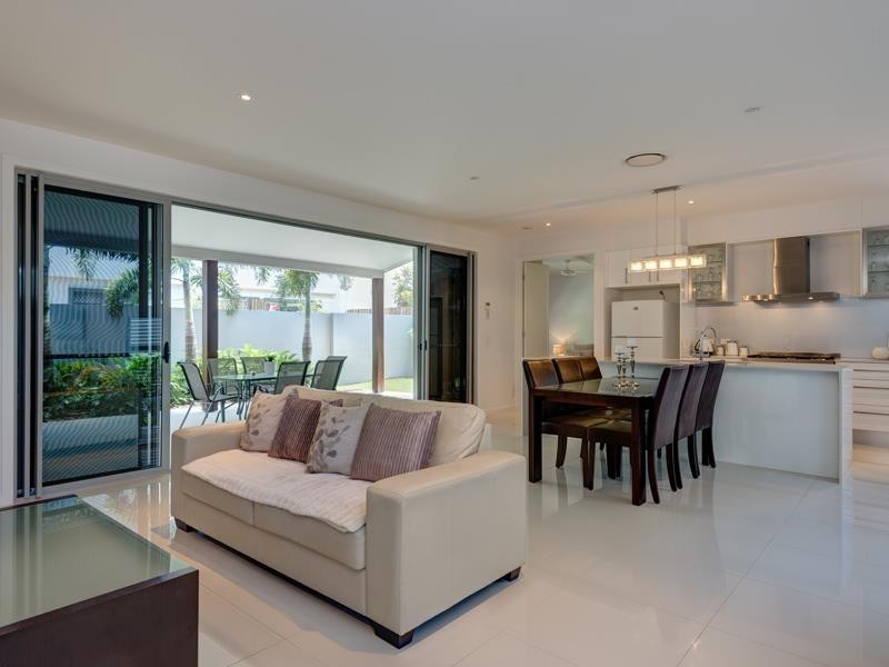 1/59 East Quay Dr, Biggera Waters QLD 4216