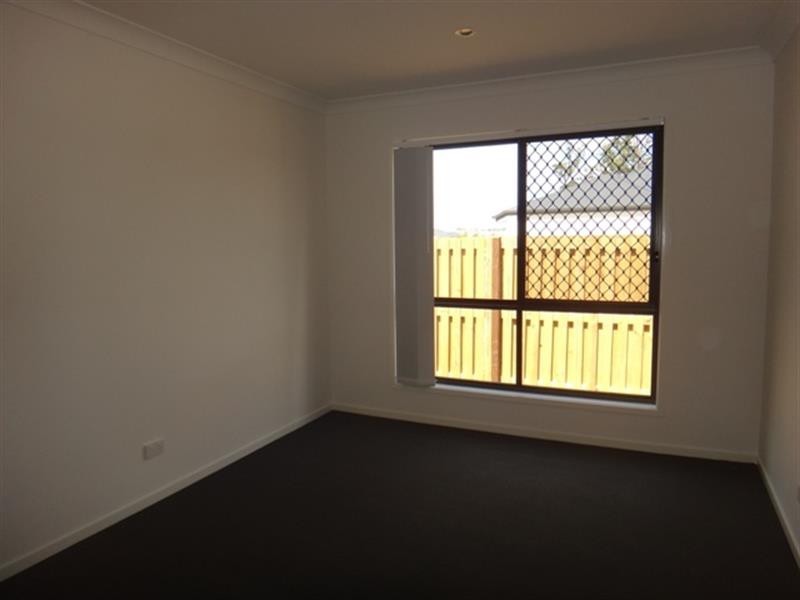 14 McAllisters Cres, Coomera QLD 4209
