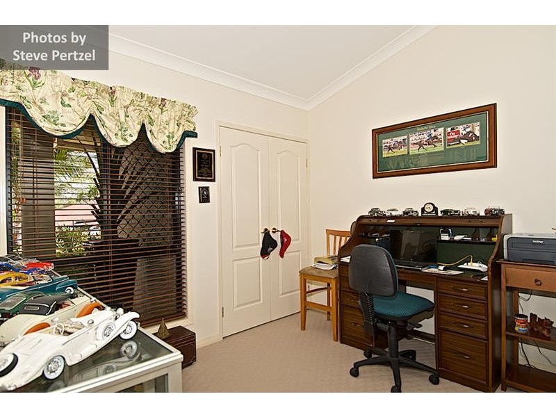 103 Arun Dr, Arundel QLD 4214