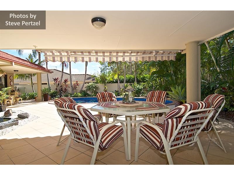 103 Arun Dr, Arundel QLD 4214