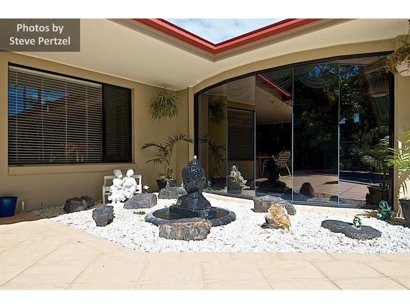 103 Arun Dr, Arundel QLD 4214