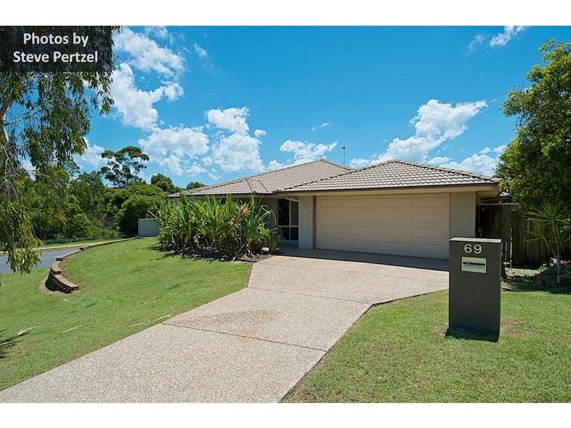 69 Victoria Dr, Pacific Pines QLD 4211