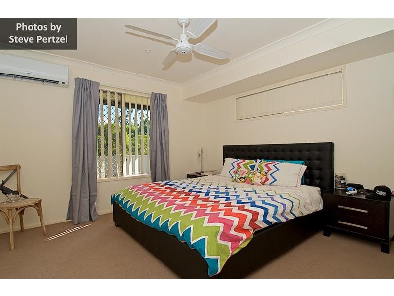 69 Victoria Dr, Pacific Pines QLD 4211