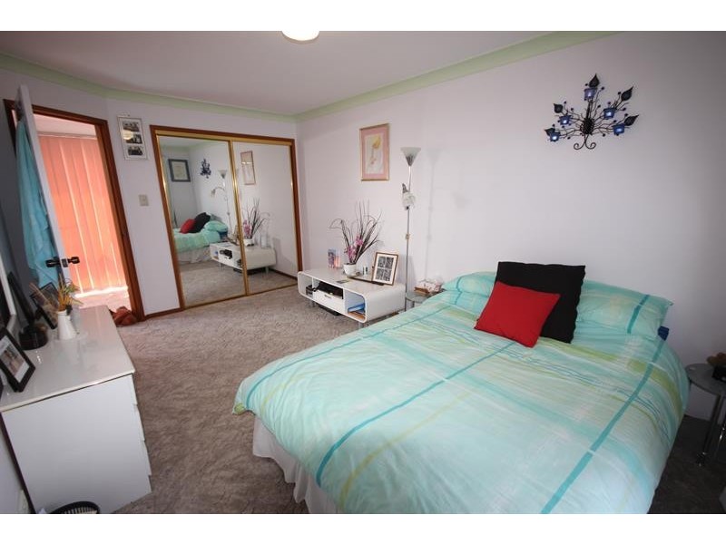 24 Thompson St, Biggera Waters QLD 4216