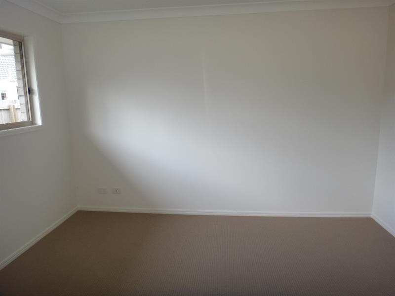 68 Damian Leeding Way, Upper Coomera QLD 4209