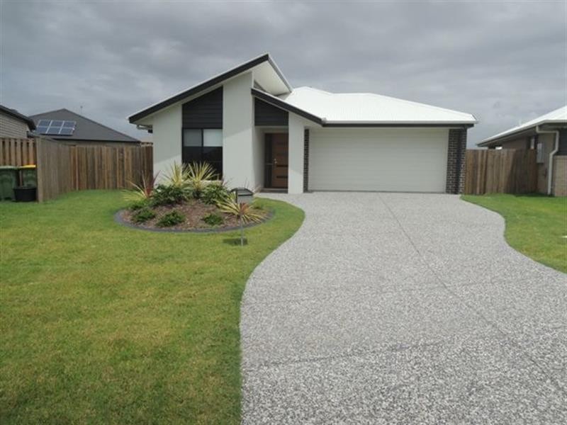 97 Beaumont Dr, Pimpama QLD 4209