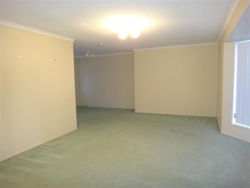 20 Spikes Ct, Arundel QLD 4214