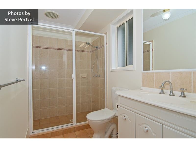 3 Worthing Ct, Arundel QLD 4214