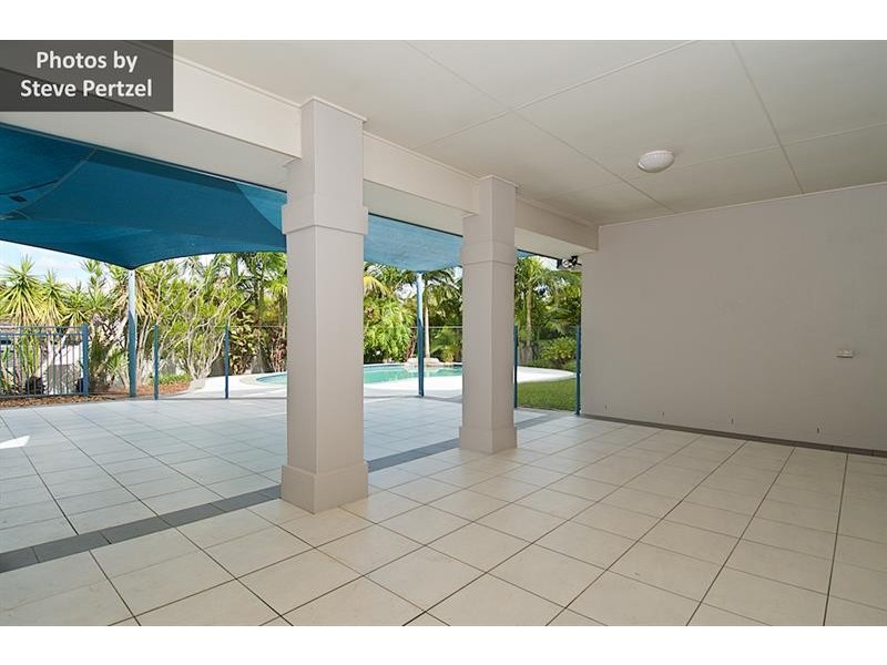 3 Worthing Ct, Arundel QLD 4214