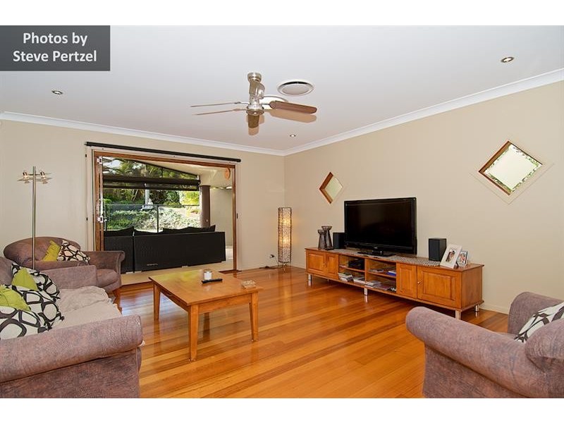 34 Ben Hogan Cres, Parkwood QLD 4214