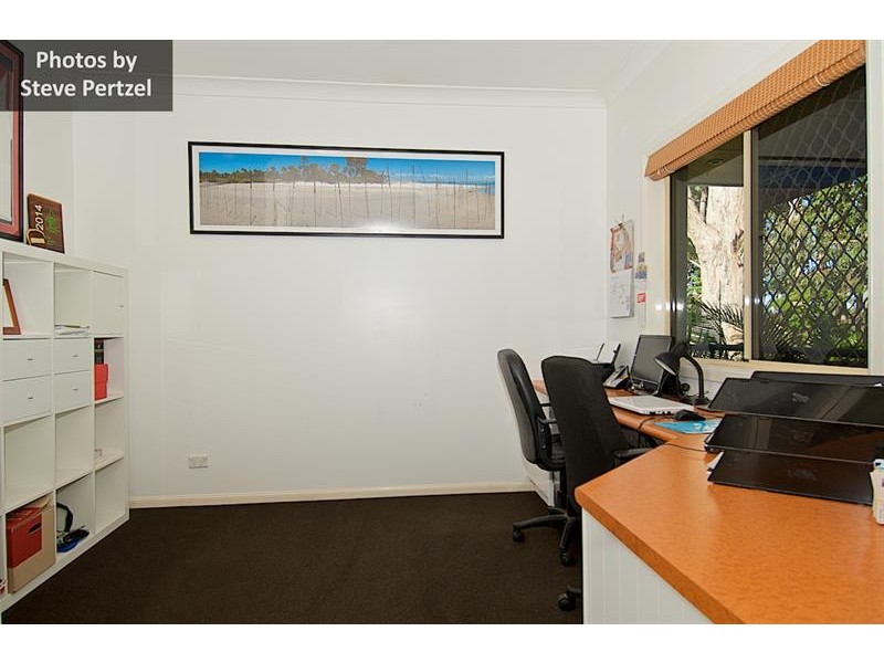 34 Ben Hogan Cres, Parkwood QLD 4214