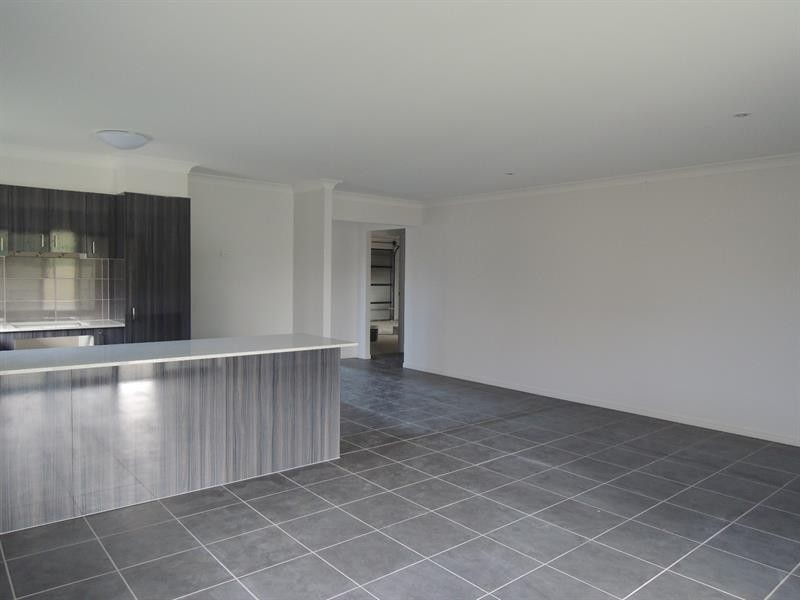 51 Matas Dr, Pimpama QLD 4209