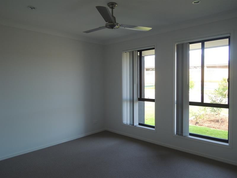 51 Matas Dr, Pimpama QLD 4209