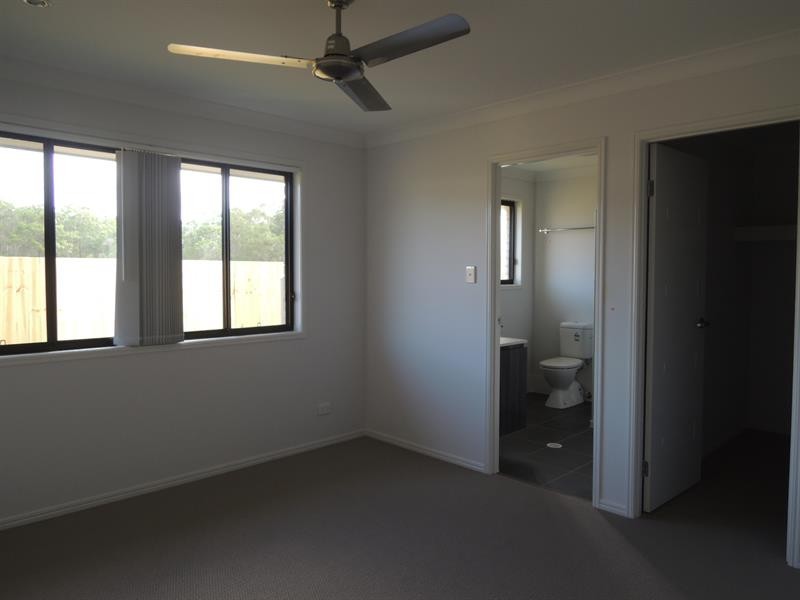 51 Matas Dr, Pimpama QLD 4209