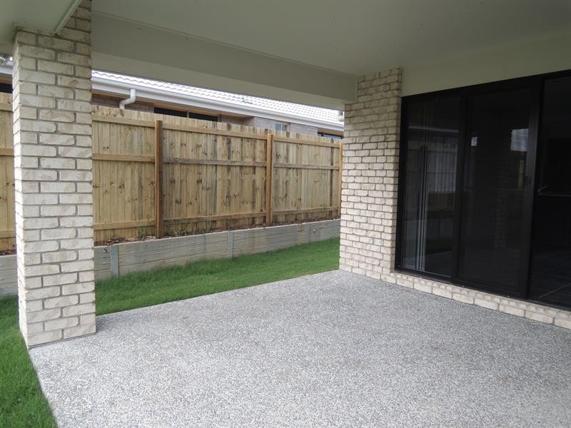 51 Matas Dr, Pimpama QLD 4209