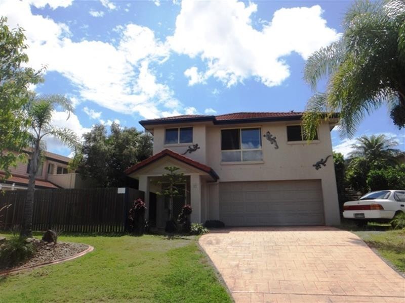 23 Tee Trees Bvd, Arundel QLD 4214