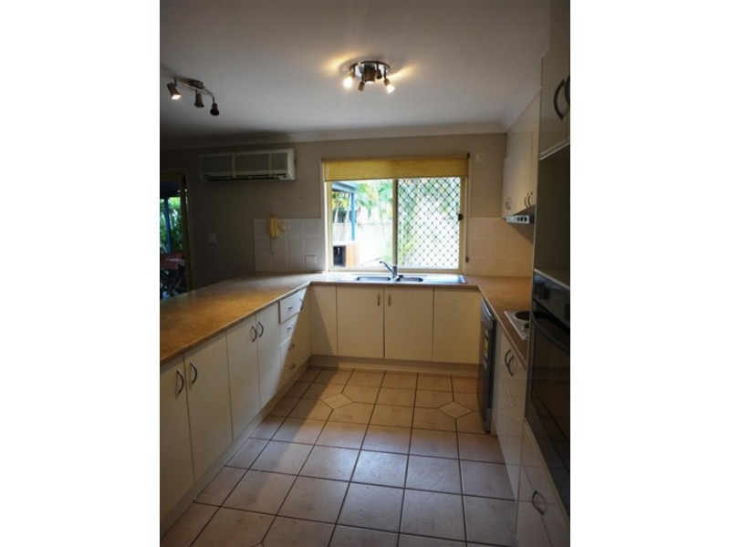 23 Tee Trees Bvd, Arundel QLD 4214