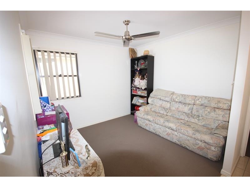 17 Damian Leeding Way, Upper Coomera QLD 4209