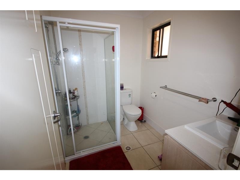 17 Damian Leeding Way, Upper Coomera QLD 4209