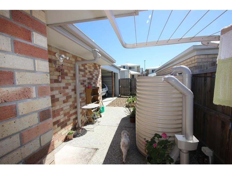 17 Damian Leeding Way, Upper Coomera QLD 4209