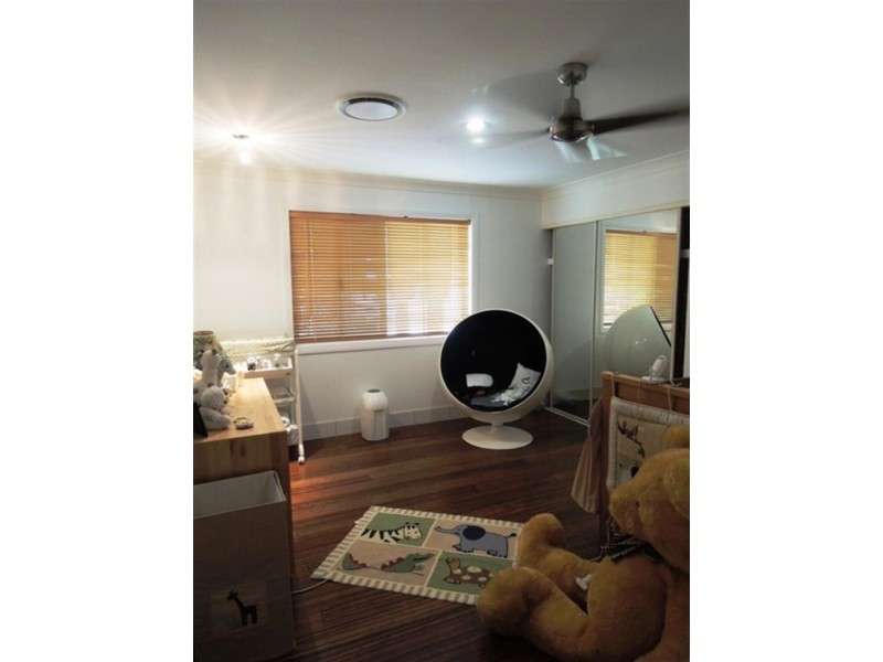 47 Canada Pl, Arundel QLD 4214