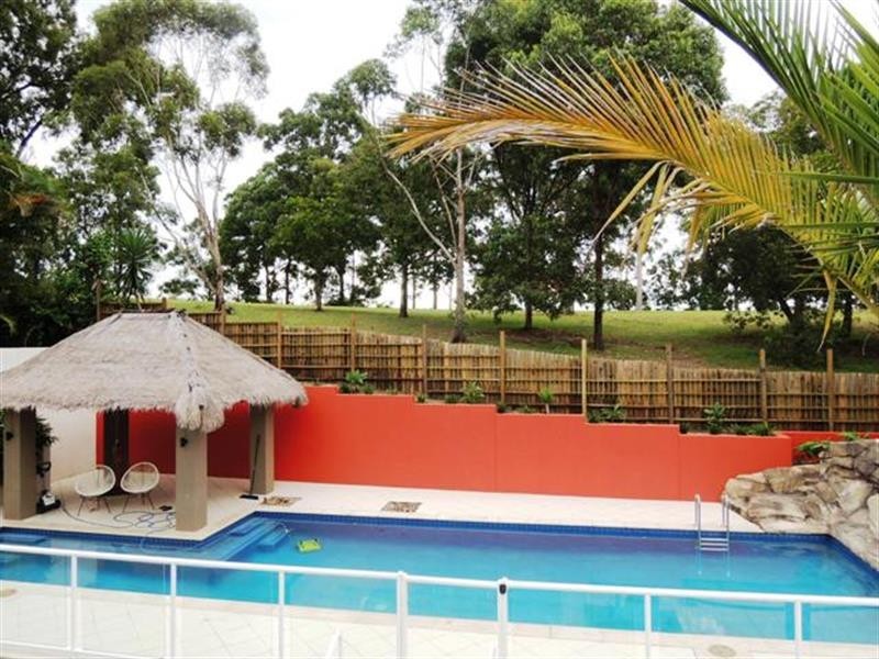 47 Canada Pl, Arundel QLD 4214