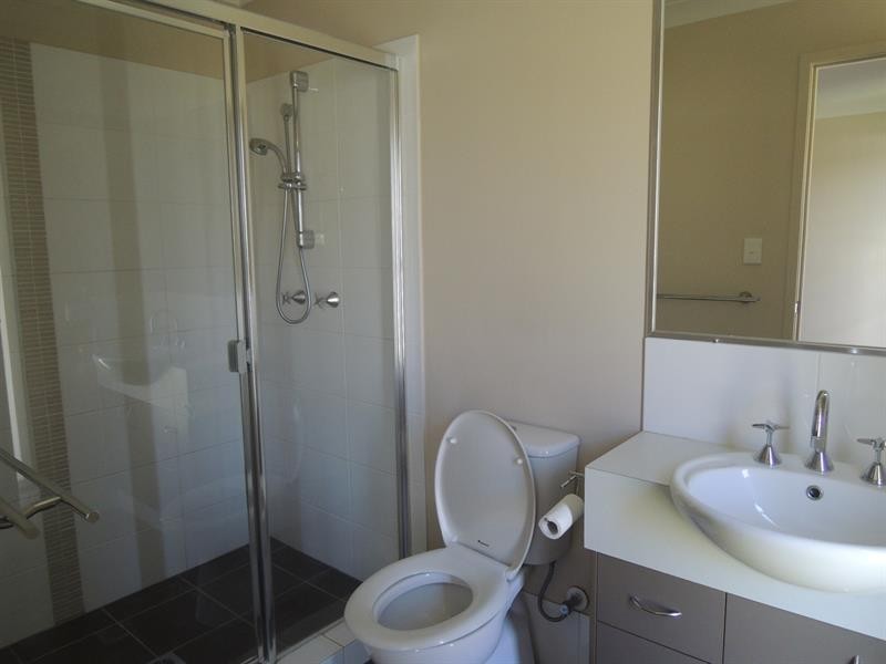 43 Hanover Dr, Pimpama QLD 4209
