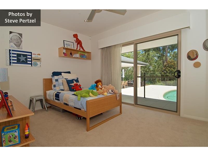 4 Riverdowns Cres, Helensvale QLD 4212