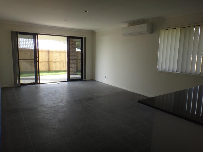 16 Jotown Dr, Coomera QLD 4209