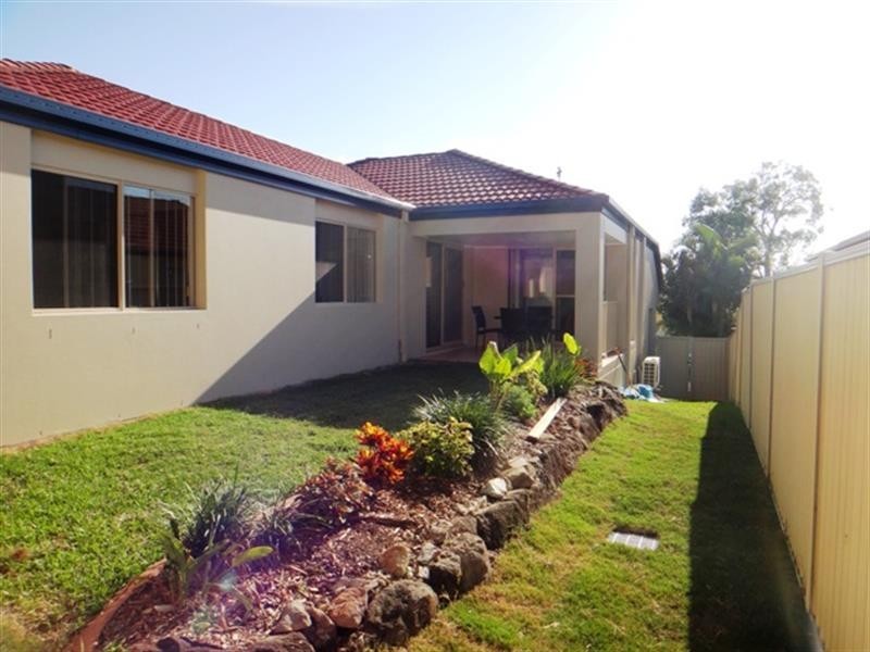 29 Respall  Way, Arundel QLD 4214