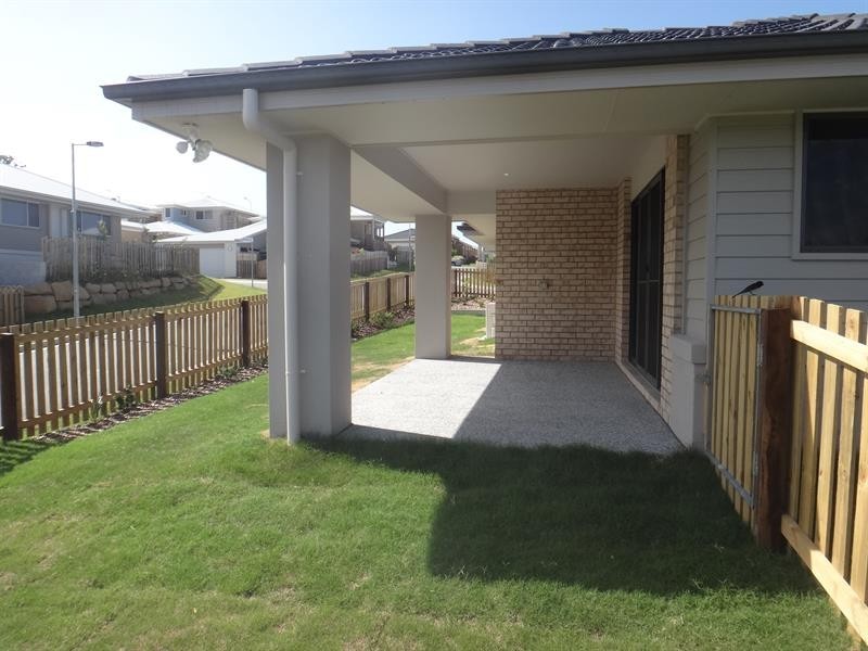 13 Damian Leeding Way, Upper Coomera QLD 4209