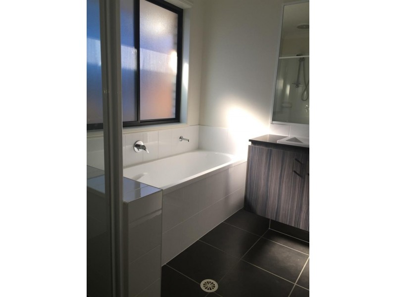 5 Jotown Dr, Coomera QLD 4209