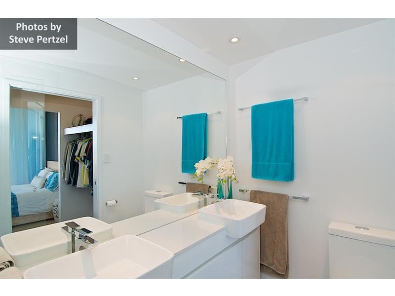409/15 Compass Dr, Biggera Waters QLD 4216