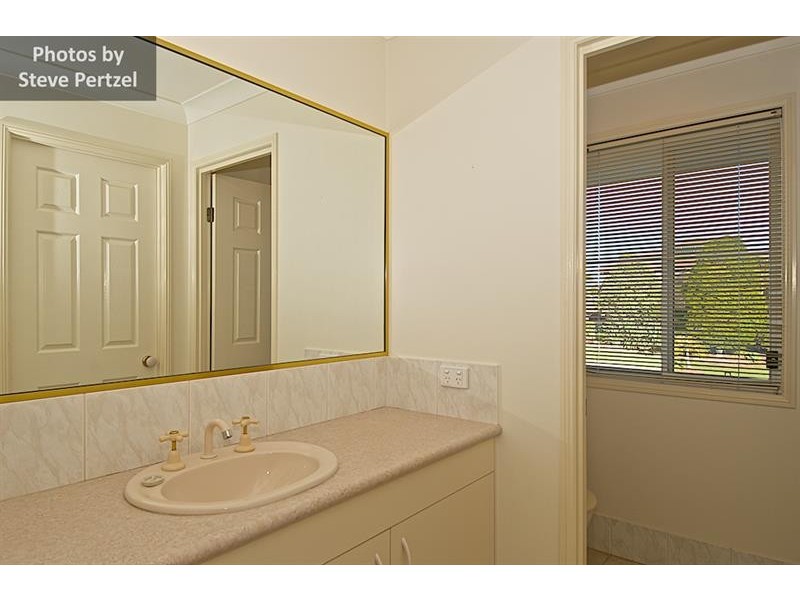 1 Delonix Ct, Arundel QLD 4214