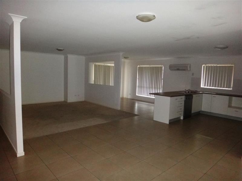 17 Hazelmere Cres, Pimpama QLD 4209