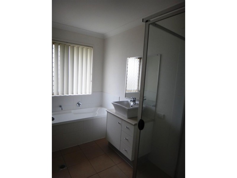 17 Hazelmere Cres, Pimpama QLD 4209