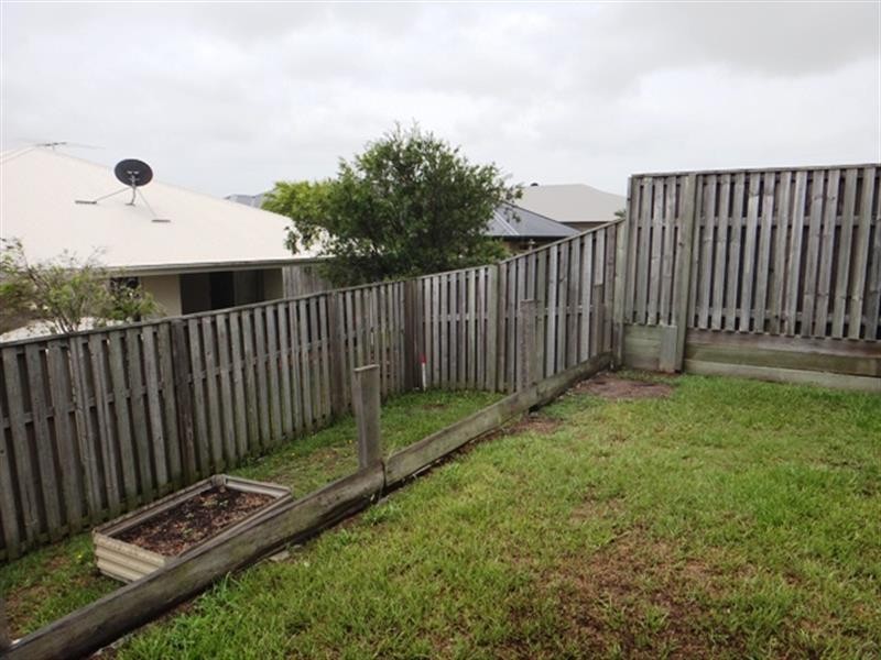 17 Hazelmere Cres, Pimpama QLD 4209