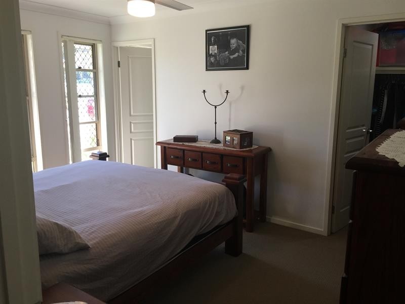 9 Skyline Cct, Windaroo QLD 4207