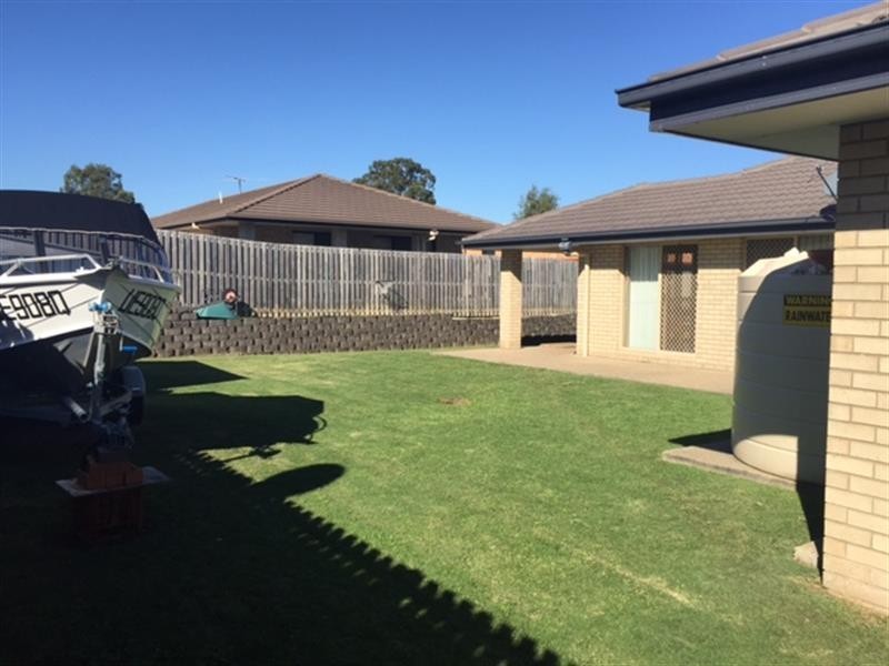 9 Skyline Cct, Windaroo QLD 4207