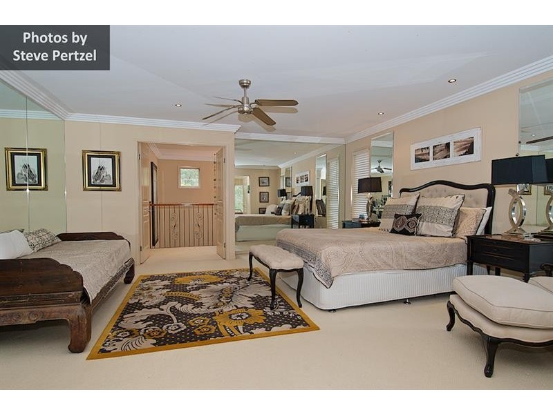 92 Arun Dr, Arundel QLD 4214