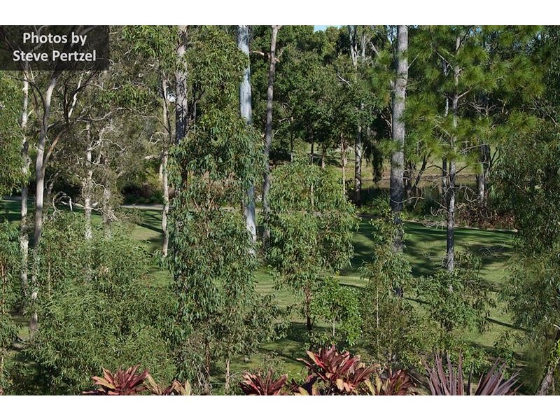 92 Arun Dr, Arundel QLD 4214
