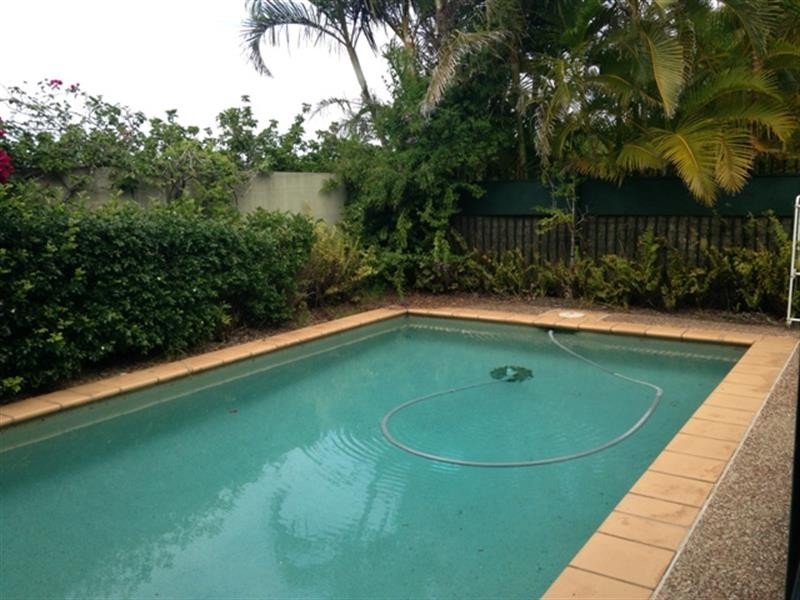 557 Oyster Cove Prom, Helensvale QLD 4212