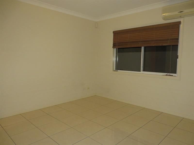 557 Oyster Cove Prom, Helensvale QLD 4212