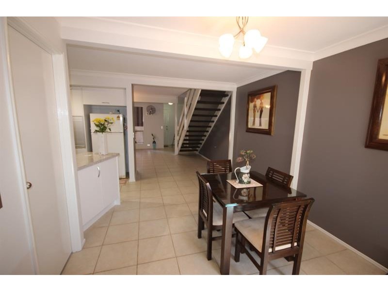 2/146 Central St, Labrador QLD 4215