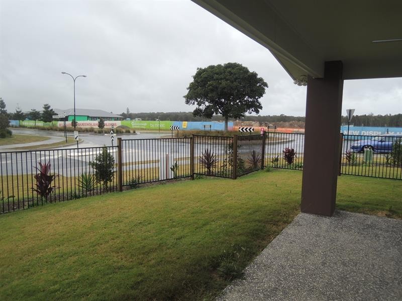 2 Undarra St, Pimpama QLD 4209