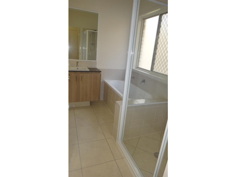 12 Jotown Dr, Coomera QLD 4209