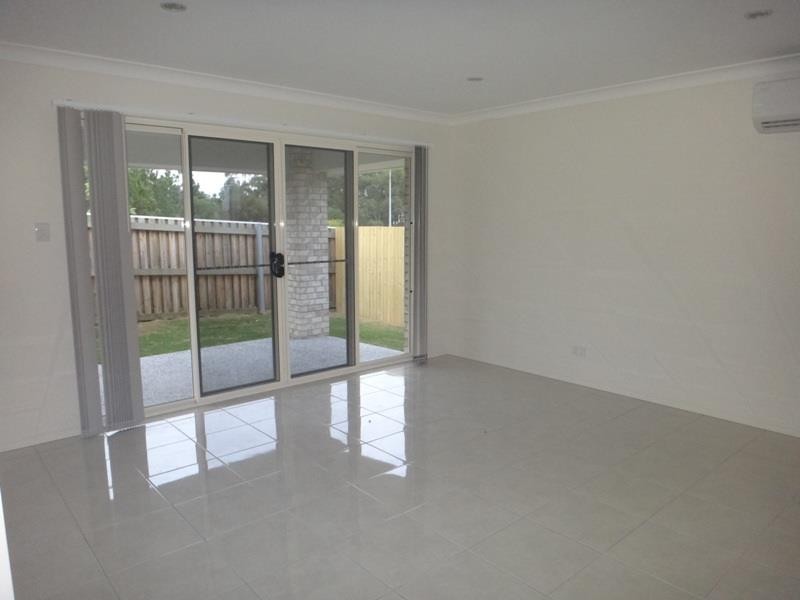 11 Jotown Dr, Coomera QLD 4209