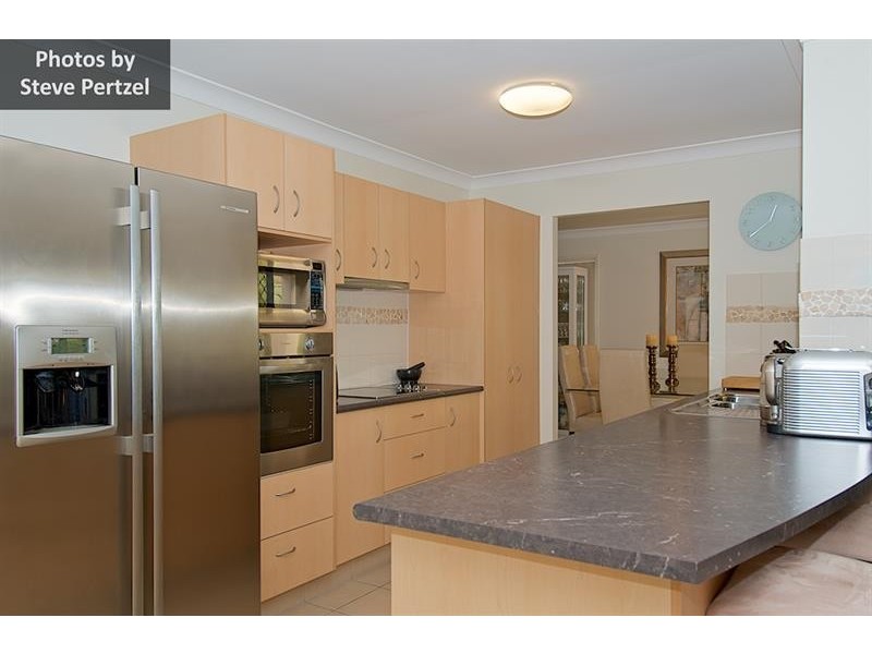 47 Golden Bear Dr, Arundel QLD 4214